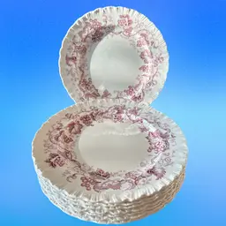 Wedgwood Old Vine of Etruria 10 2/8” Purple Mulberry Dinner Plate 1950’s  8 Available.