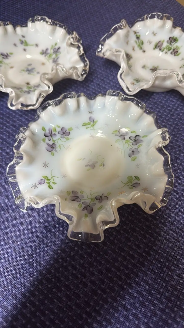 Fenton Silvercrest Floral Ruffled Edge trinket Bowls 6” diameter set of 3
