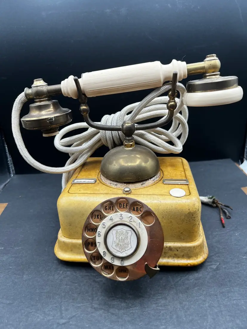 #595B Antique Old Kjøbenhavns Telefon Aktieselskab Danish Rotary Telephone