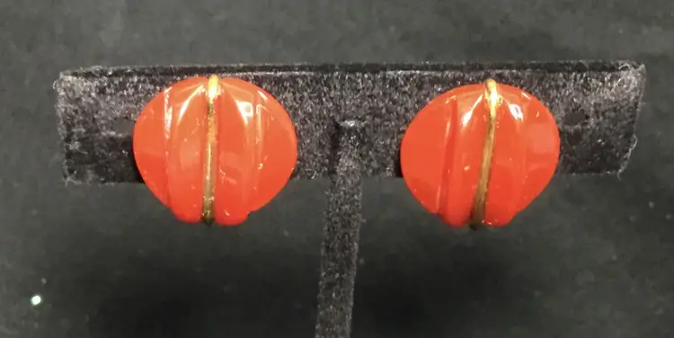 Earrings, red Bakelite & brass, MCM screw backs, 3/4 inch round