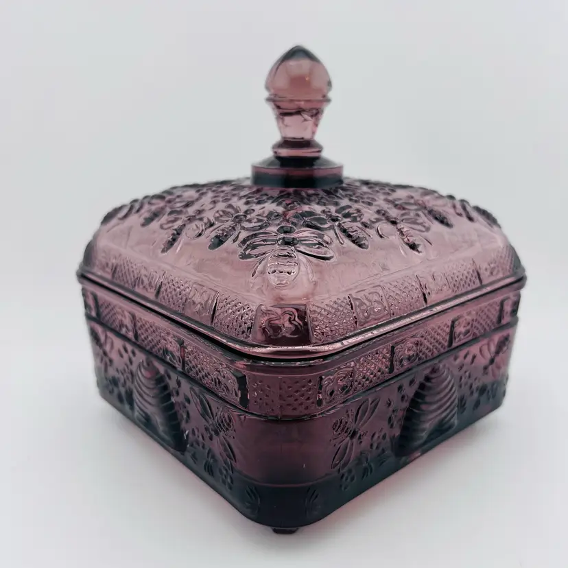 Indiana Glass Tiara Exclusives Amethyst Purple Bee Box Honeycomb Candy Dish