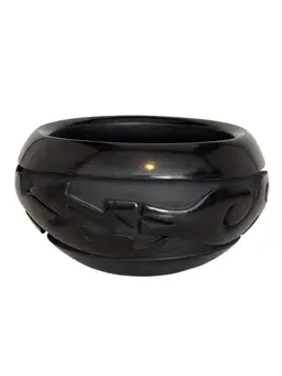 Linda Cain Black Pottery Carved Bowl Santa Clara Pueblo Signed 1995