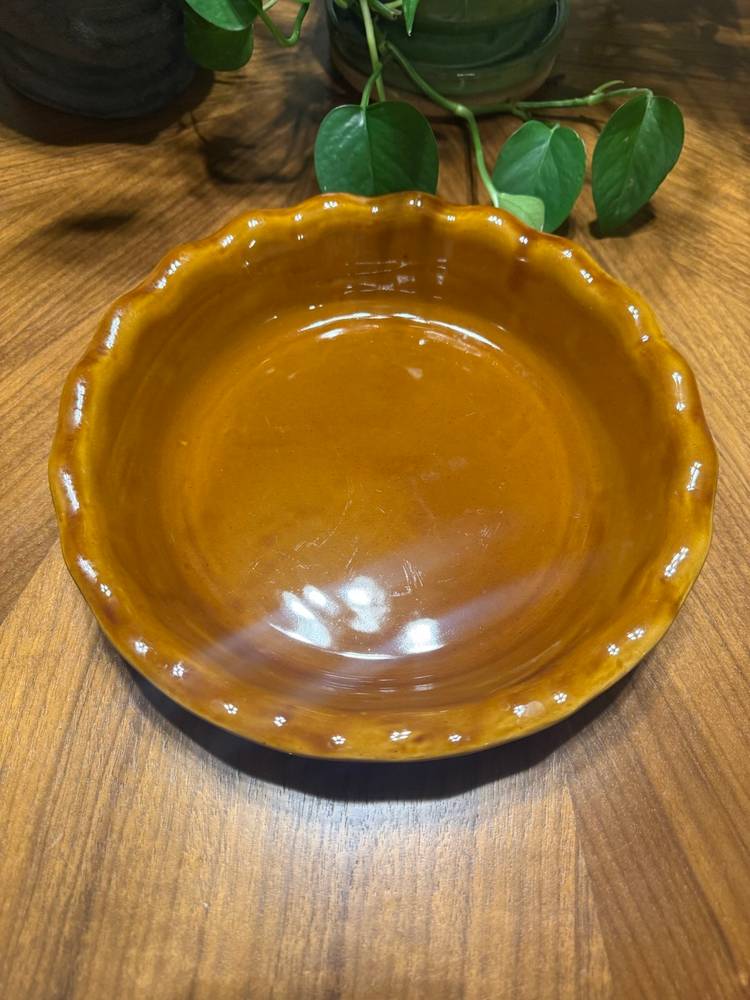 Vintage Emile Henry France 6181 Ceramic Pie Dish – Warm Honey Glaze Stoneware Bakeware, French Provincial Kitchen Decor