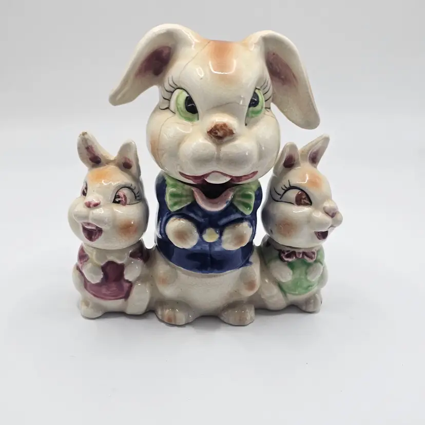 Vintage bunny rabbit salt pepper sugar set Japan Kitschy