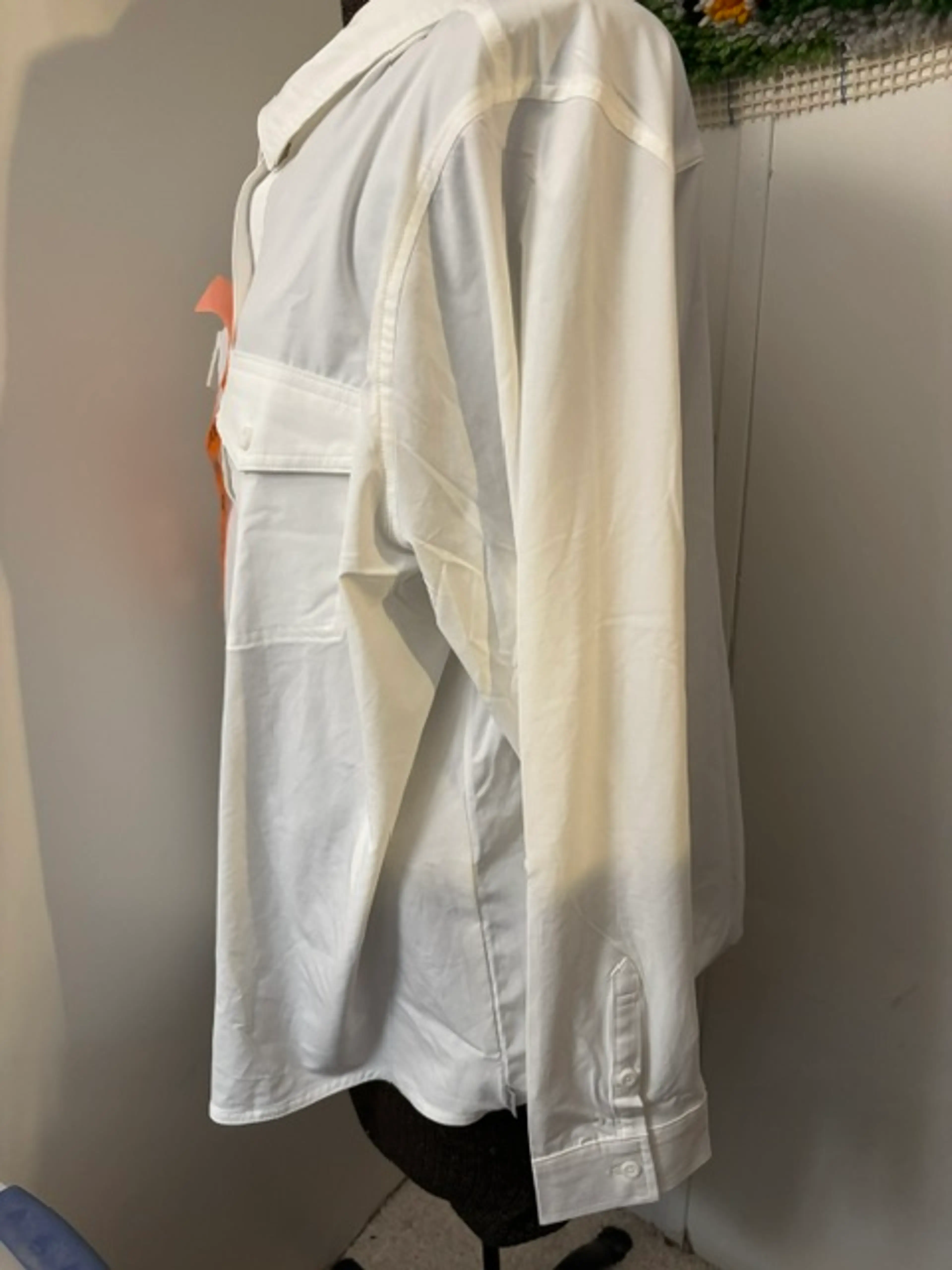 Image 2 of 5