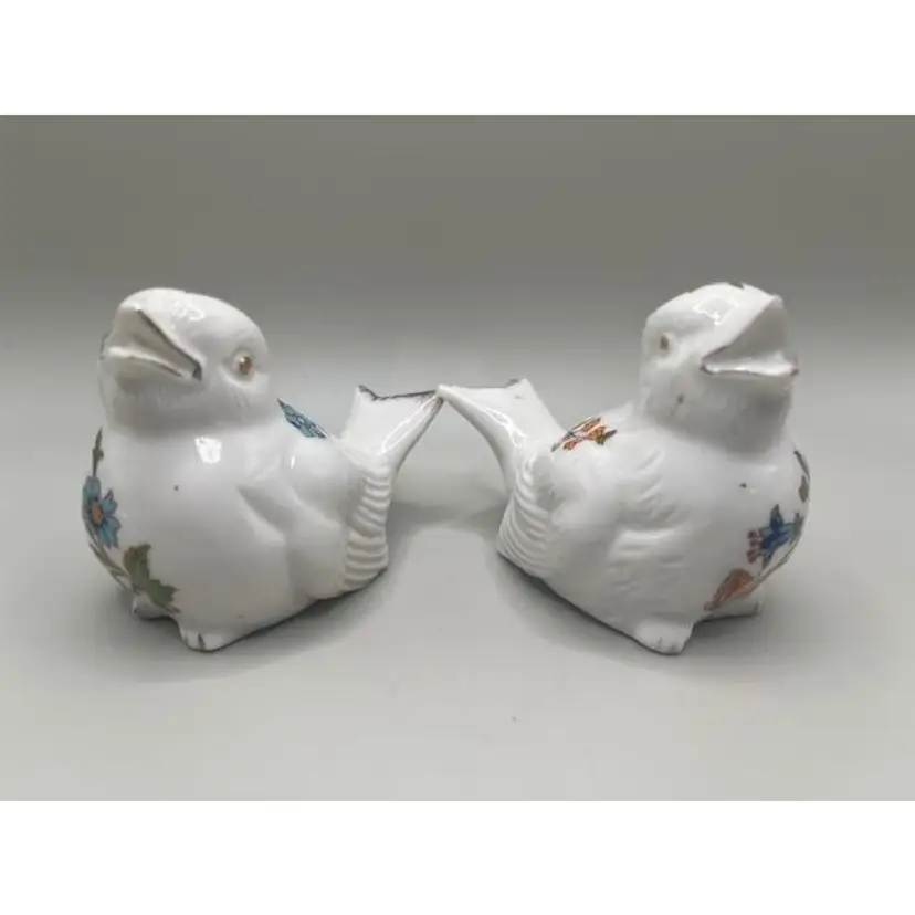 Vintage Bone China Bird Salt and Pepper Shakers ~ Hand Painted Floral Design ~ Japan ~ Measures 2.5 inches tall