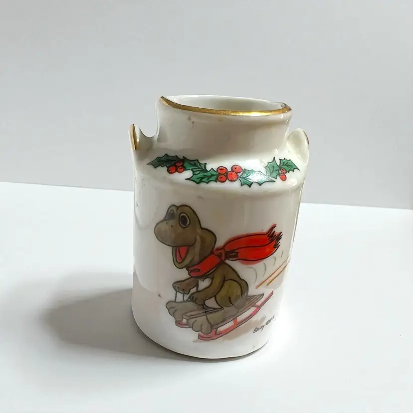 Vintage In Enesco Susie's Zoo Frog On Sled Mini Milk Can Toothpick Holder 1976 2.75" X 1 5/8"