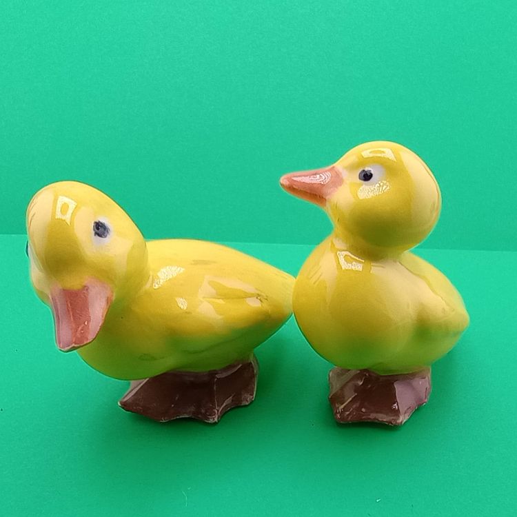Pair of hobbyist ceramic ducks