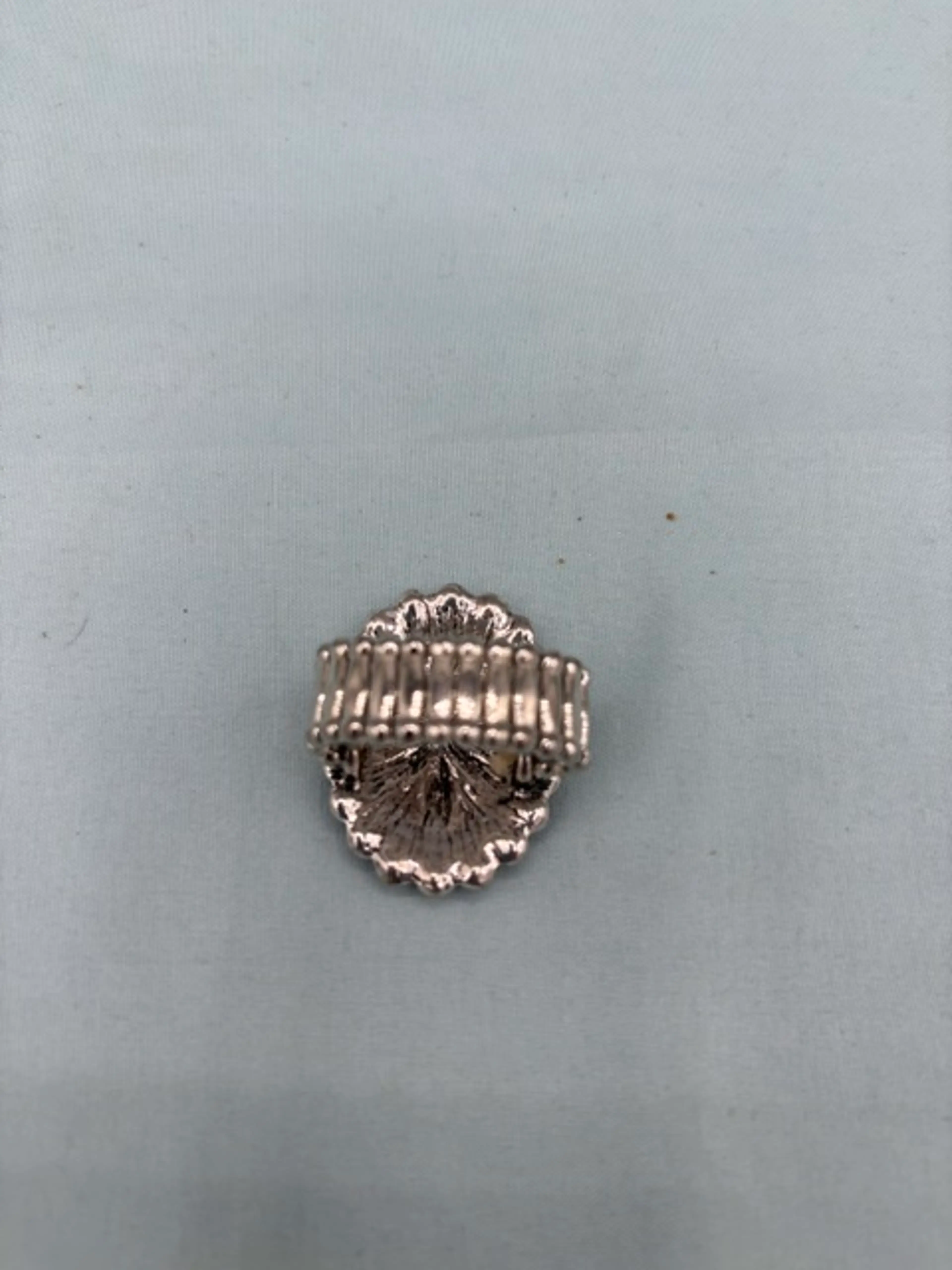 Image 3 of 3