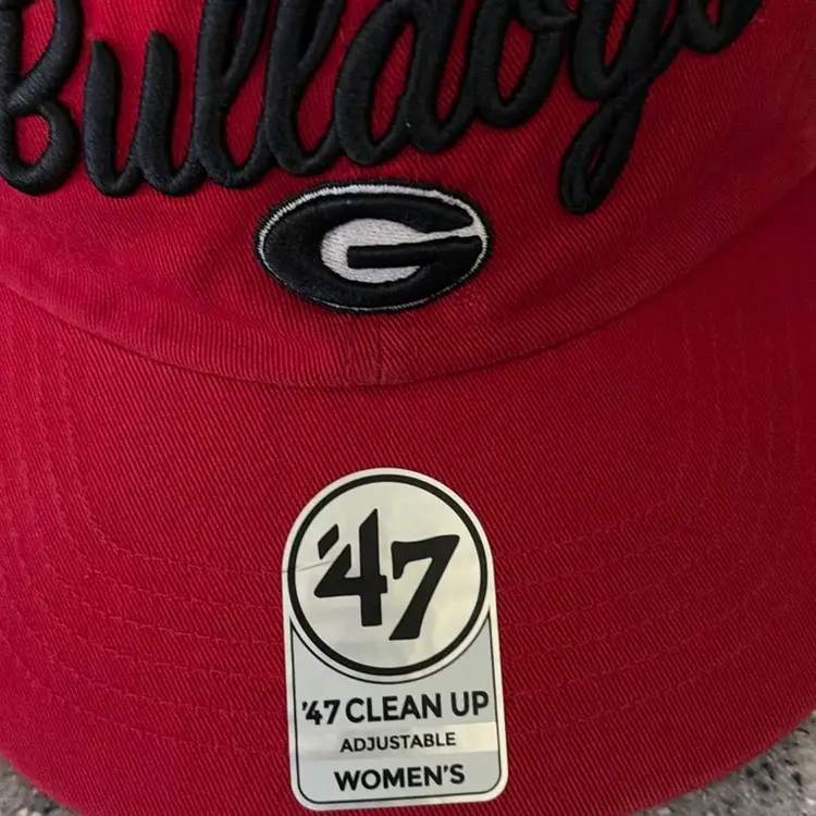 New $32 47 GEORGIA BULLDOGS RED PHOEBE CLEAN UP WOMENS ADJUSTABLE HAT