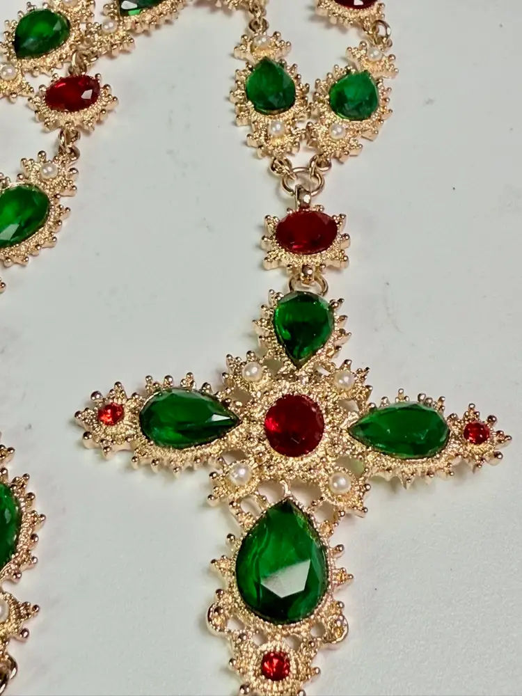 Gold Tone Cross Necklace with Red and Green Glass Stones – Vintage-Style Statement Jewelry