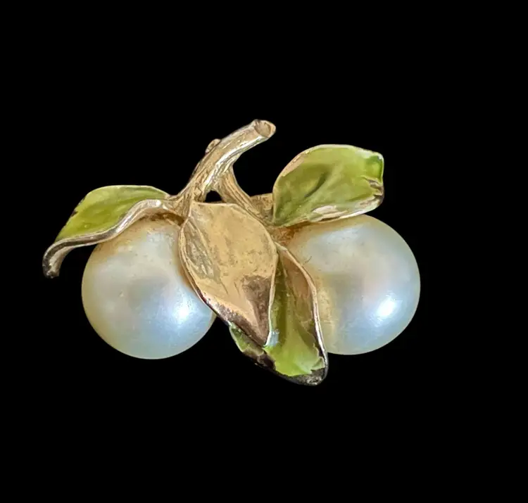 Vintage Large Double Faux Pearl Floral Gold Tone Pin Brooch #B-13