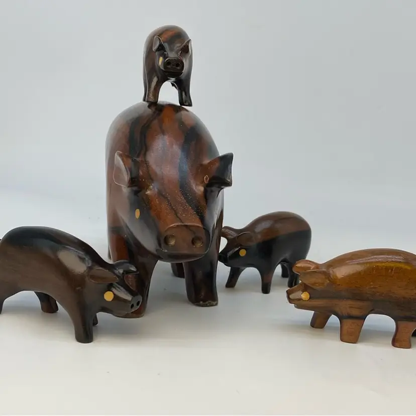 #4008 Polished acacia hardwood carving of a mother pig with four piglets.
