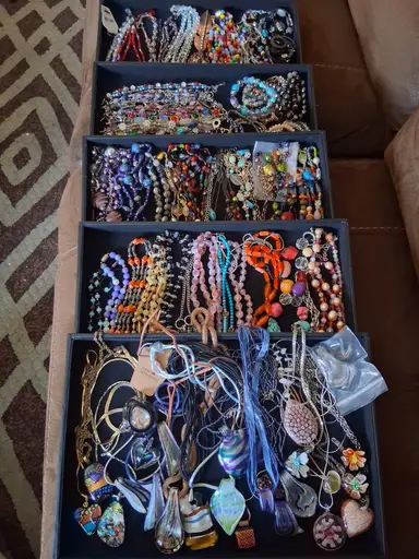 All Glass Jewelry Show! Dichroic, Art Glass, Crystals, Murano Beads & More!