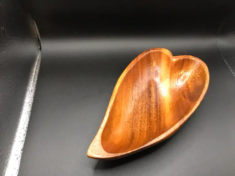 Monkey Pod Wood Bowl Leaf/Heart Shaped 8”