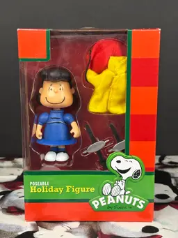 Lucy Poseable Ice Skating Figure