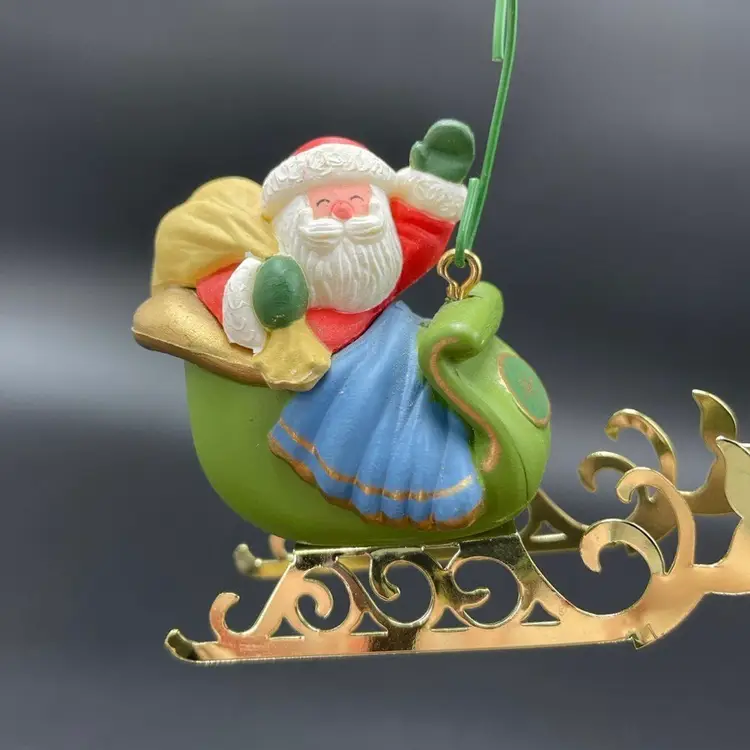 Hallmark Santa Reindeer Sleigh Hanging Christmas Ornament VTG Holiday Decor 1982