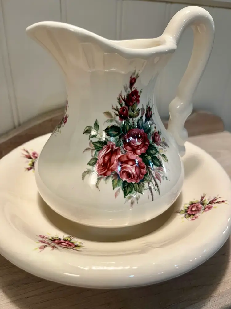 Pitcher & Basin Set