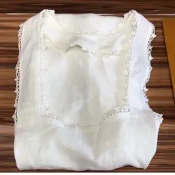 Vintage Lace-Trimmed Tie Back Linen Apron