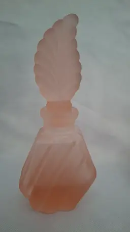 #01 Vintage Pink Perfume Bottle