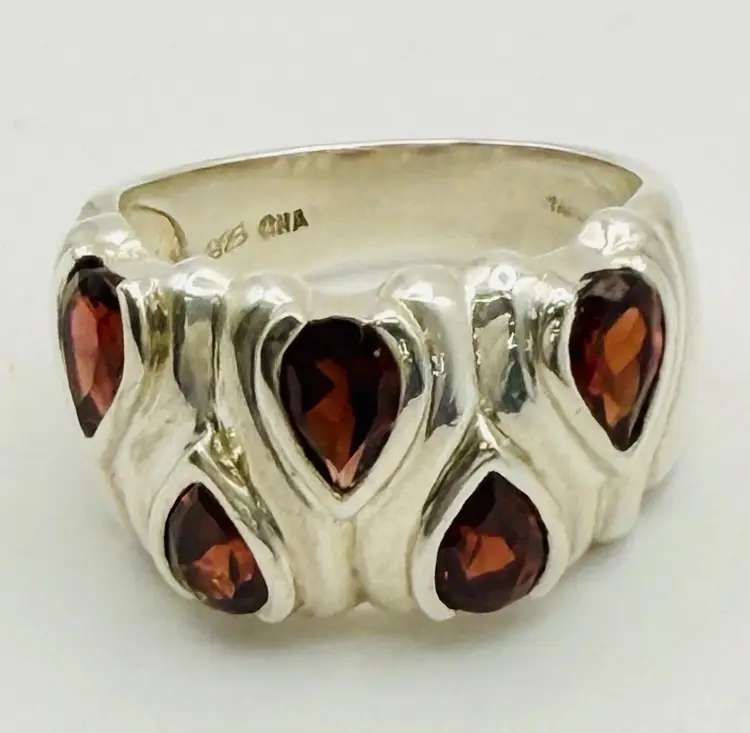 Sterling Silver Garnet Ring Lady Size 7.25 January Birthstone Teardrop Gemstones