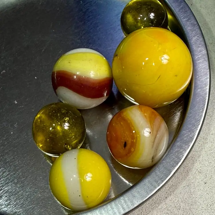 Yellow Marbles Including Shooter
