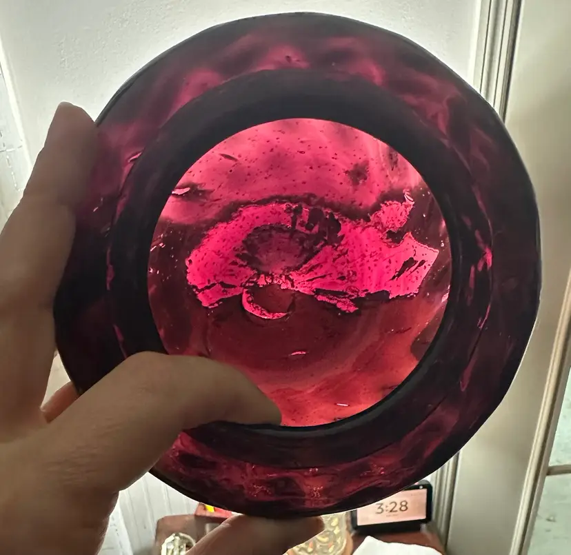 Vintage Amethyst Art Glass Rounded Bowl. 5-6 in wide