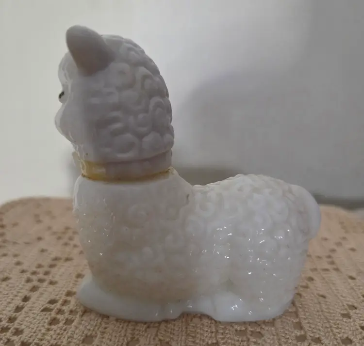 1970's Avon Sweet Honesty Lamb