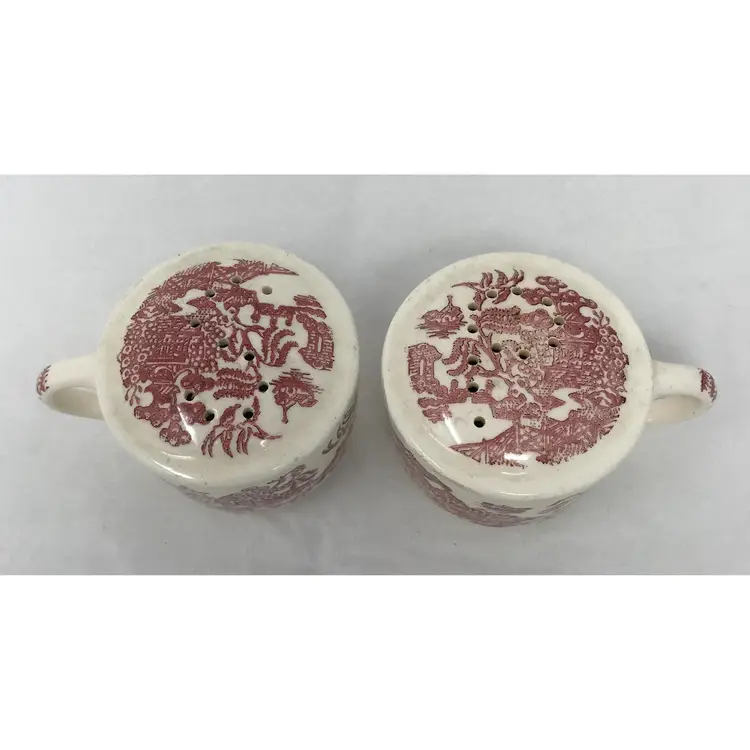 Red Transferware Willow salt and pepper shakers. Deco style "S" and "P". No makerʻs mark. 1.75 H x 3 Long with handles.