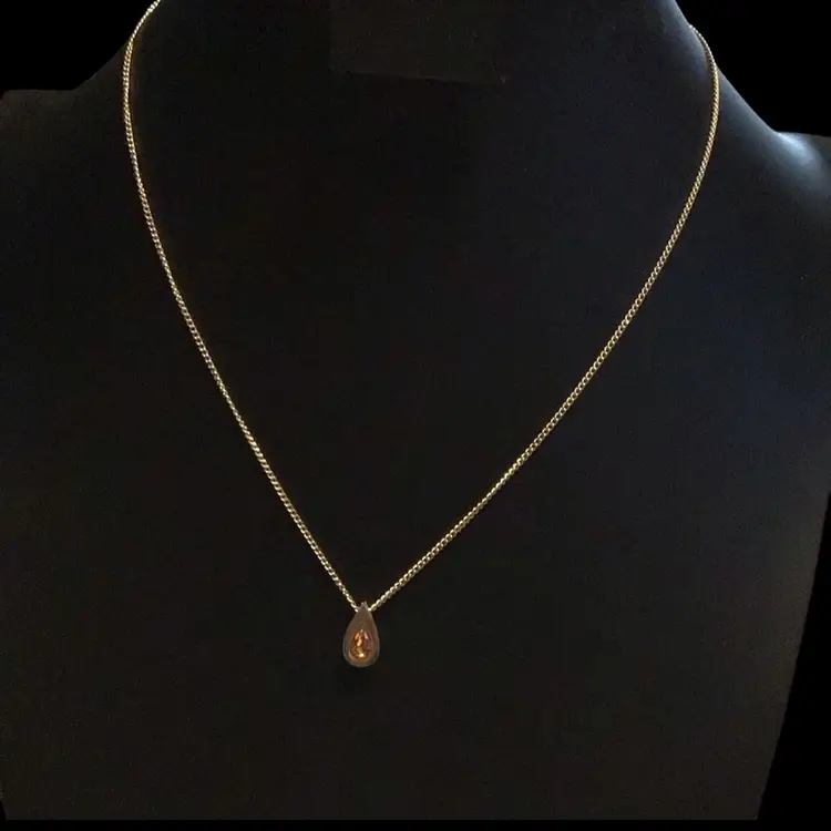 Vintage ‘Avon’ Topaz Necklace