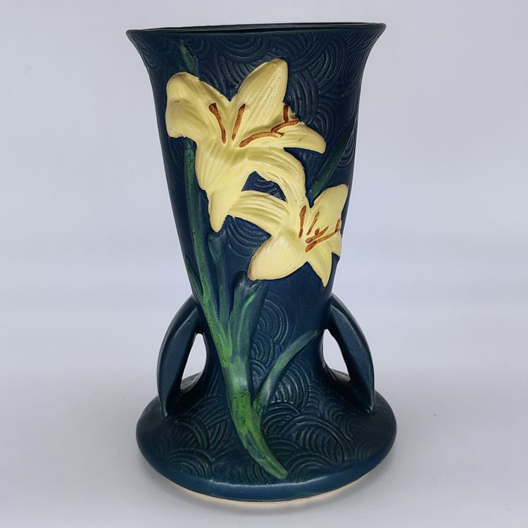 Vtg Roseville Pottery "Zephyr Lily Blue" Vase