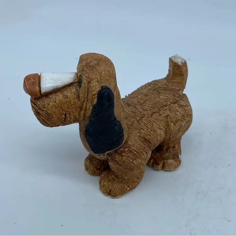 #3027 Hand-crafted ceramic basset hound figurine by Torreon Signed 3.5” x 3.25”