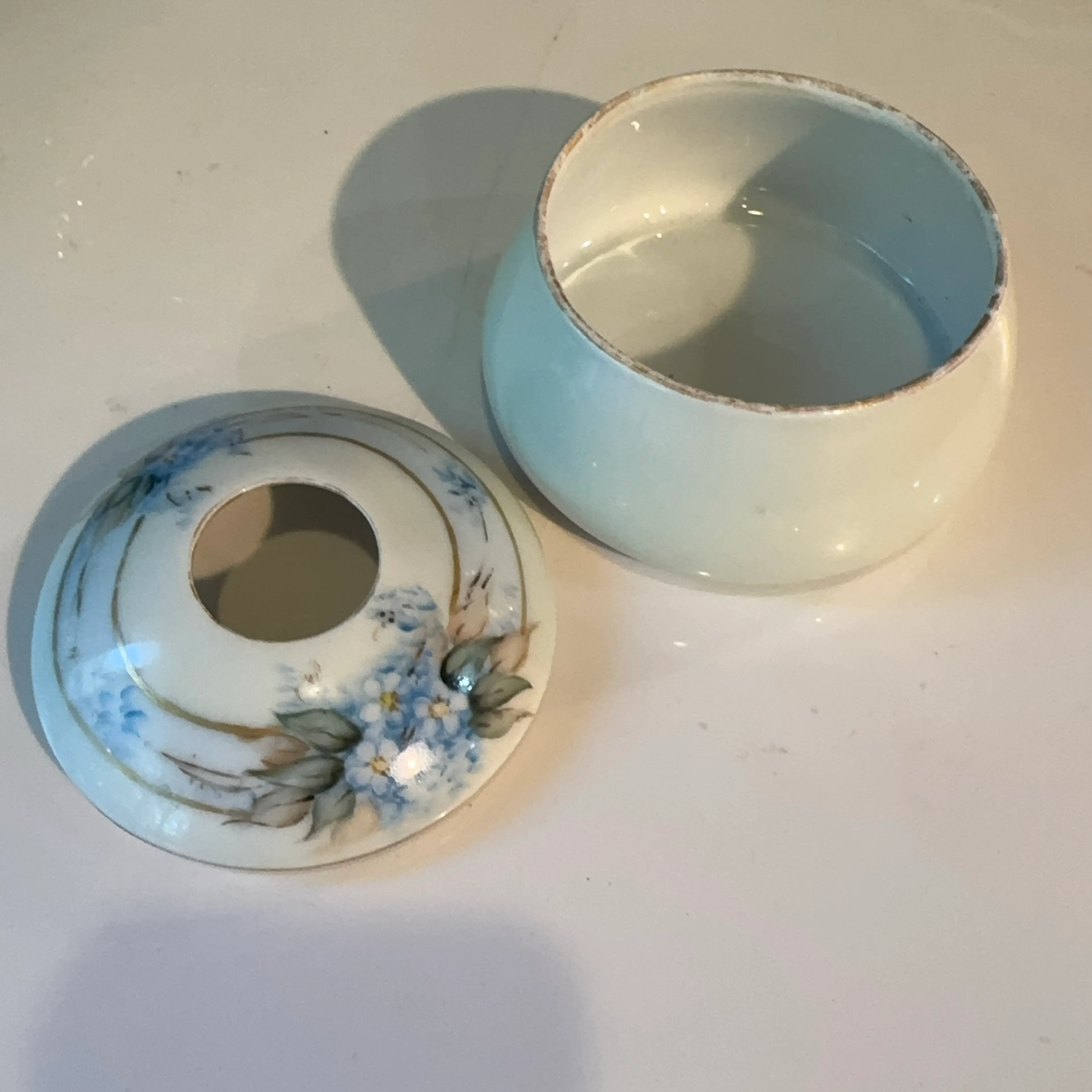 Image 2 of 4