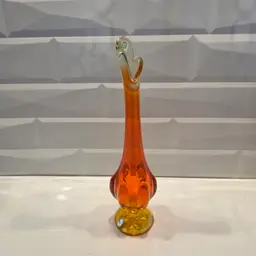 Vintage MCM Viking Persimmon Amberina Swung Vase 11"