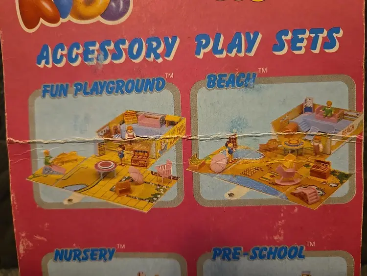 Micro Action Kids Girl with Crib 2 Inch Action Figure 1989 Funrise