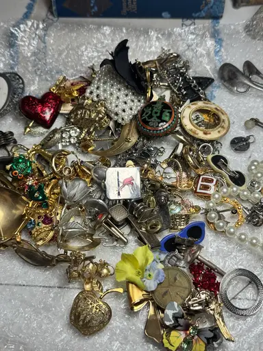 Quick $1 Start Dig Jewelry Show! 
