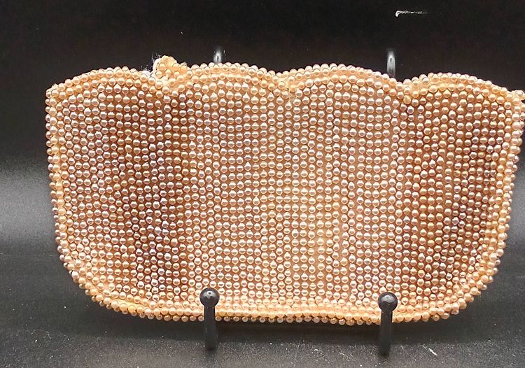 Vintage John Wind Clutch Purse Made In Japan Tiny Beaded With Floral Design Clean