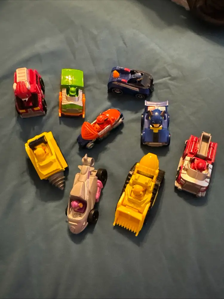 Paw Patrol Lot Of 9 Toy Cars & Vehicles Zuma Everest Ryder Rubble Marshall