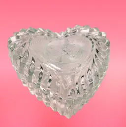 Crystal Glass Heart Shape Trinket Jewelry Box. Double Hearts On Lid.