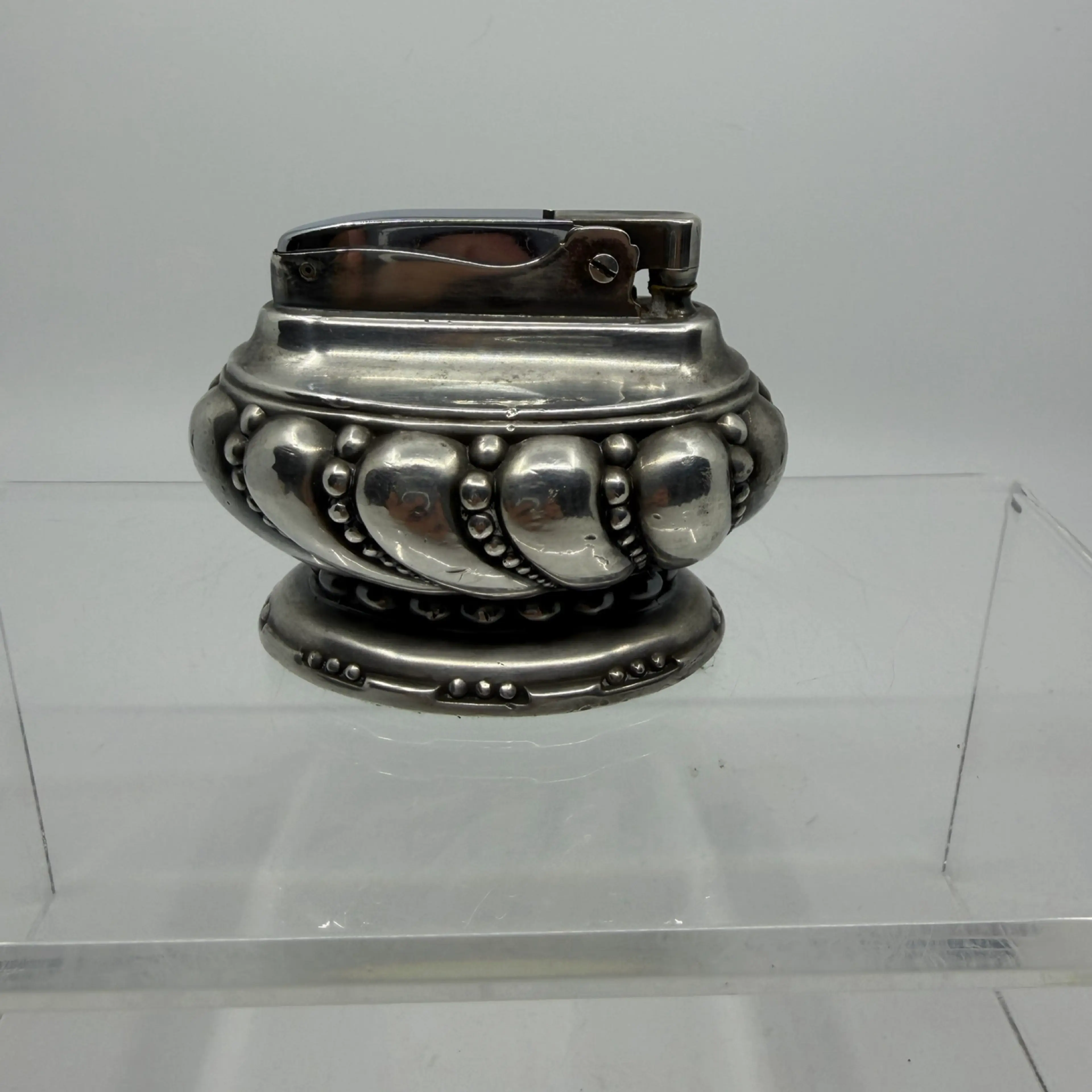 Image 1 of 7