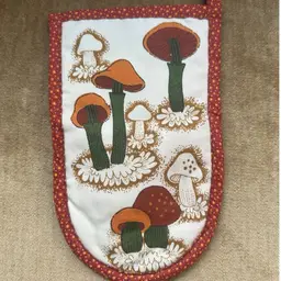 Vintage Mushroom Oven Mitt