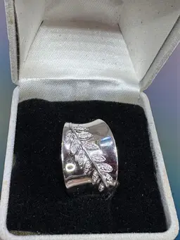 Sterling Silver & Diamond “Winter Wonderland” Cigar Band Ring - by Donna Lee - Signed CC For Concord Collection - Retired NLIP