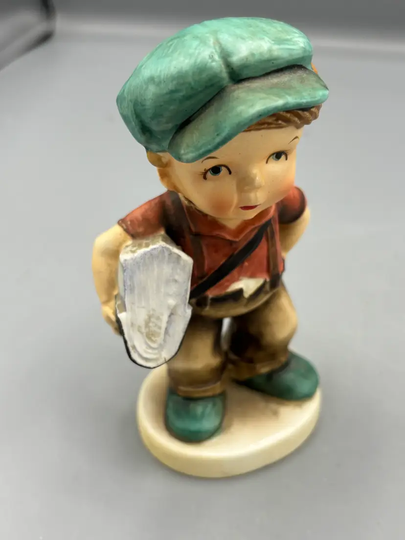 Vintage ceramic figure The Newsboy