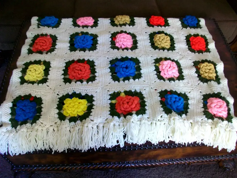 Vintage 70's Crochet 3D Rose Flowers Granny Square Fringed Afghan Throw Blanket 42" x 72" Granny Core