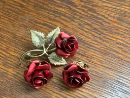 Vintage Red Enamel Rose Brooch And Clip Earrings Set Gold Tone Metal