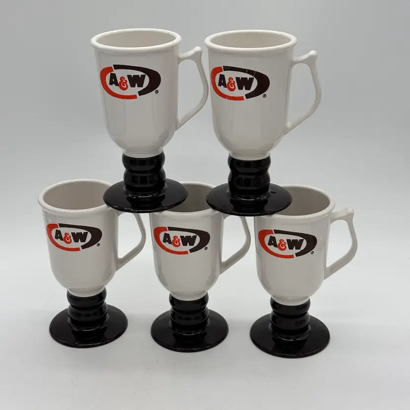 A&W Root Beer White & Brown Vintage Pedestal Plastic Cups Set Of Five