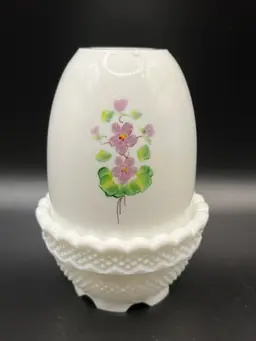 Fenton White Fairy Light With Violets
