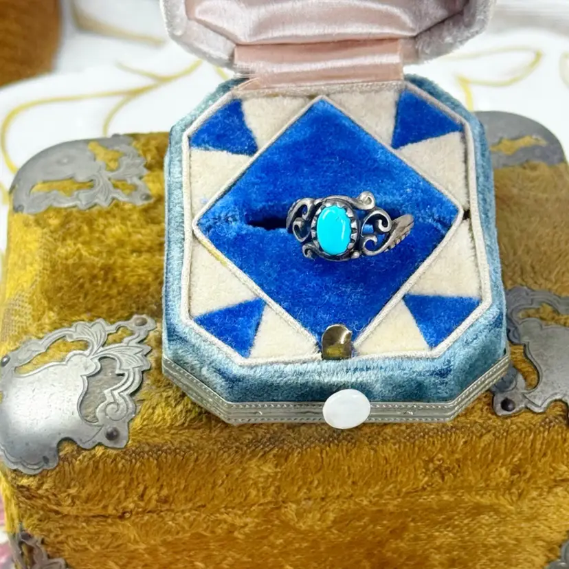 Vintage Sterling Silver Turquoise Ring Size 5
