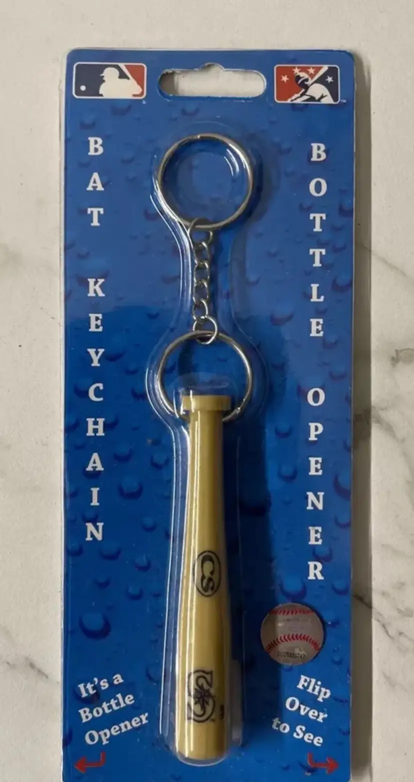 MLB Seattle Mariners - Baseball Bat and Bottle Opener Keychain - NEW