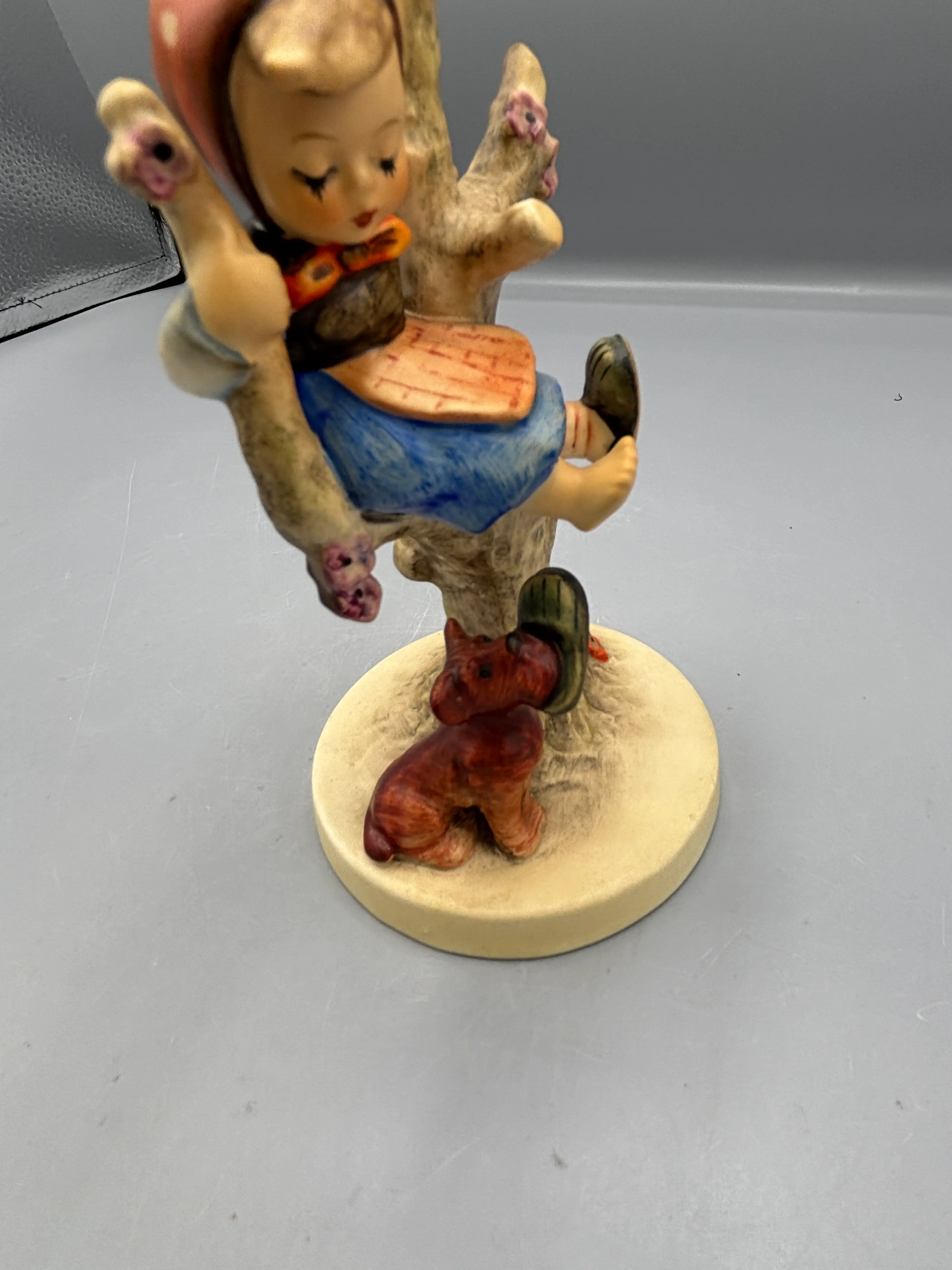 Image 2 of 4